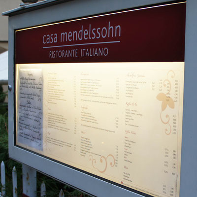 CASA MENDELSSOHN, Schaukasten
