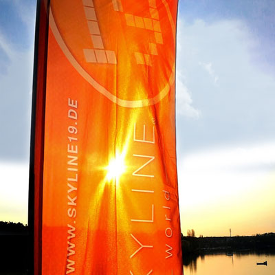 SKYLINE 19 CATERING, Beachflag