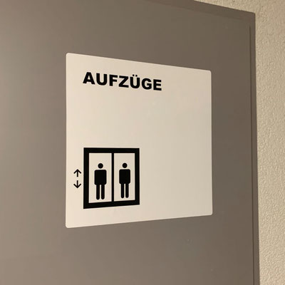 PACON REAL ESTATE, Leitsystem für Bürogebäude in Frankfurt