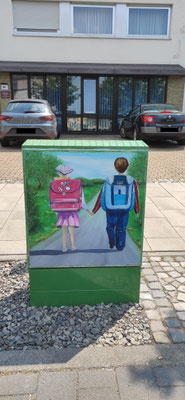 Gemeinde Ensdorf/Projekt "Atmosphäre-Check", Verschönerung der Verteilerkästen/ Bild "Kinder auf dem Schulweg"