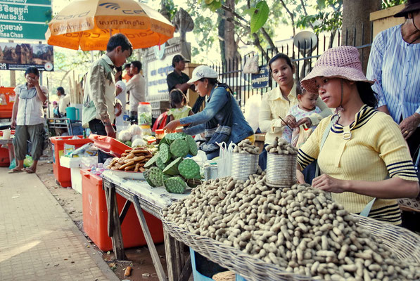 Streedfood in der Provinz Prey Veng