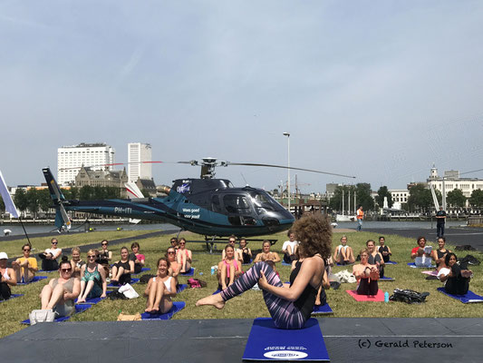 Exercising in front Hotel New York Rotterdam