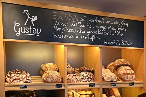 weise Erkenntnisse im Stadtcafe