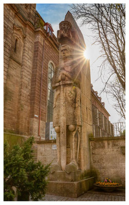 Der Bad Windsheimer Roland, ein 11 Meter hohes Kriegerdenkmal