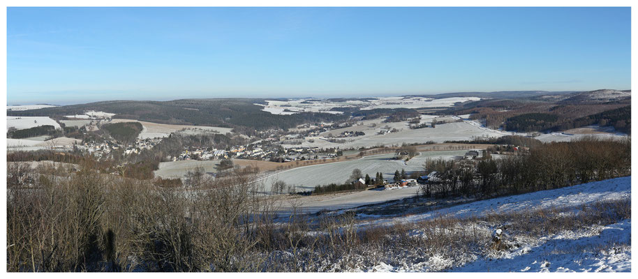 ...und auch der Blick ins Flöhatal war leicht winterlich.