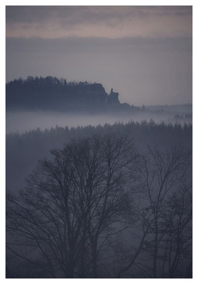 trüber Blick zum Pfaffenstein