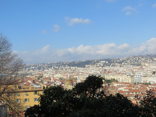 Über den Dächern von Nizza