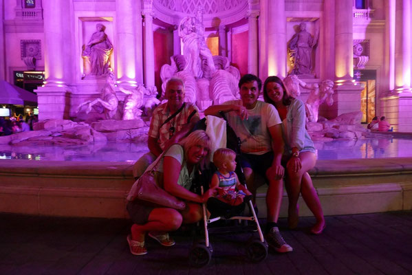 Las Vegas - Gruppenbild in Rom