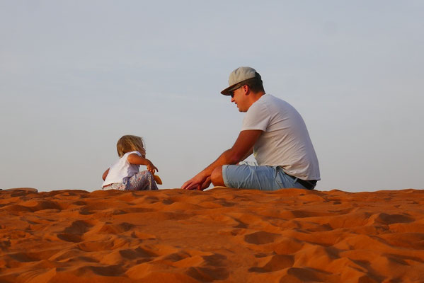 rießiger Sandkasten
