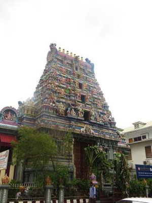  Arul Mihu Navasakthi Hindu-Tempel