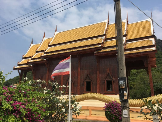 Wat Ao Noi Teakholztempel