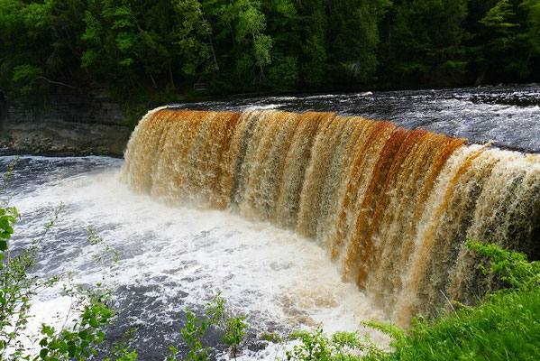 Tahquamenonfalls