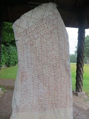 Runenstein Rökstenen