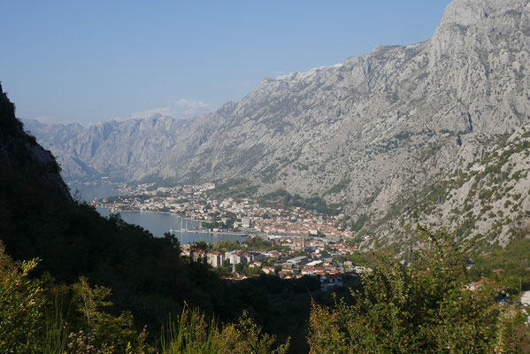 Blick von oben auf die Bucht