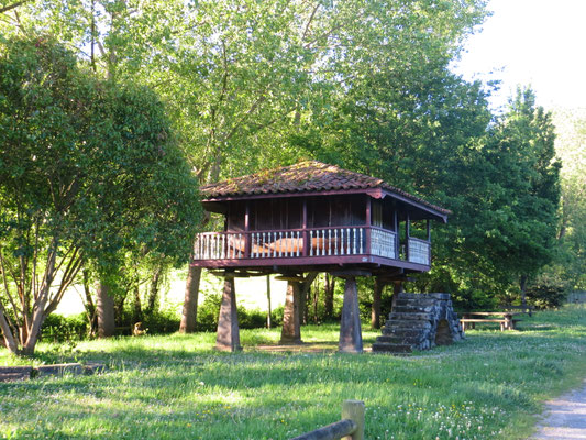 Hórreos