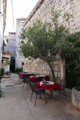 Cres-Stadt