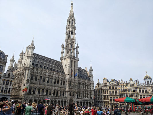 Brüssel Sehenswürdigkeiten Grand Place Rathaus