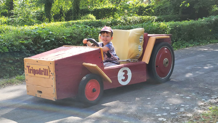 Rennauto in Tripsdrill