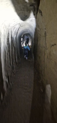 Les Grottes des Roches Grises La Lamberta - oder Vully-Grotten :-)