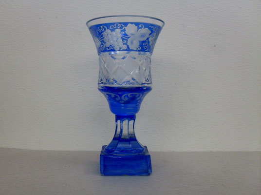 Empire Schnapsglas mit quadratischer Plinthe