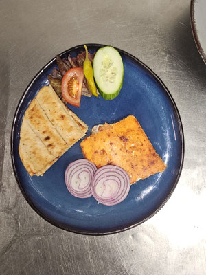 23 Gebackener Feta