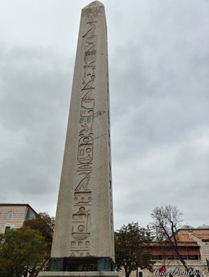 Ägyptische Säule mitten im alten Hippodrom