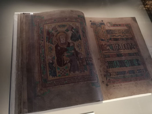 Book of Kells, mehr als 1000 Jahre alt