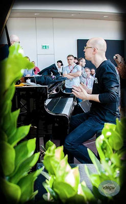 Marcin Wasilewski, Kurkiewicz, Miśkiewicz - trio