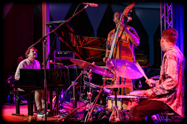 Daniel Garcia Trio
