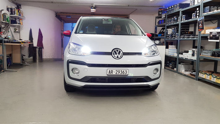 VW UP 2017 LED UMBAU Abblendlicht Fernlicht H7 Philips X-treme Ultinon