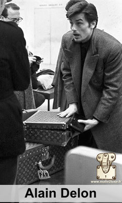 Alain delon aime les malles louis vuitton