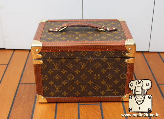 Vanity boite a flacon Louis Vuitton vintage a vendre 