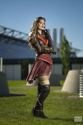 Asami, The legend of Korra Cosplay: Krystl Cosplay Photo: Kon_Art Design: Hannah Alexander