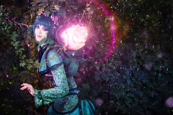 Ivysaur, Pokemon Cosplay: Krystl Cosplay Photo: thexawin Design: Cowslip