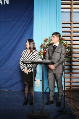 Profesores y ex- alumnos srta. Valentina Vargas y sr. Nicolás Arriagada