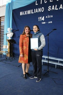 Alumna Carla Vargas seleccionada Nacional de Básquetbol femenino