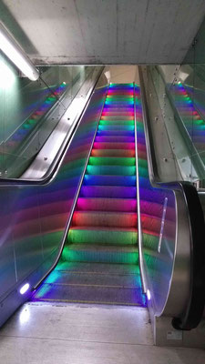 escalator lumineux