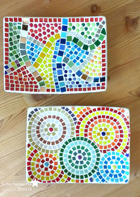 zwei Mosaikteller mit Glasmosaiksteinen 1 x 1 cm