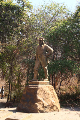 Die Victoriafälle wurden 1855 vom Afrikaforscher David Livingstone entdeckt und von ihm nach der damaligen englischen Königin benannt 