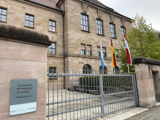 Im Justizpalast in Nürnberg erfährt man in einem Rundgang die Details über die Nürnberger Kriegsverbrecherprozesse 