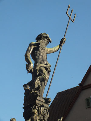 Neptunbrunnen (wegen seines Standortes auch Marktbrunnen genannt)