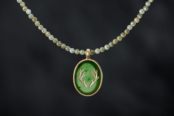 Produktnummer 1723 - Jade, Blattgold, 925/- , vergoldet, Grossulare