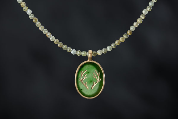 Produktnummer 1723 - Jade, Blattgold, 925/- , vergoldet, Grossulare
