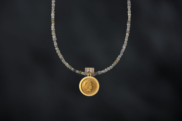 Produktnummer 8779 - 750/-Gelbgold, englische Münze, Rohdiamanten