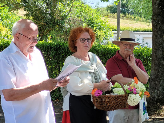 Station Villip: (von links nach rechts) Kurt Zimmermann, Marlies Frech, Baron von Drachenfels.