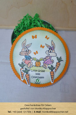 Geschenkdose orange mit zwei Hasen, Karotten und Schmetterlinge