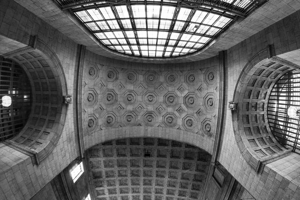 <h3>Translation hall</h3><p>Union Station, Toronto</p>