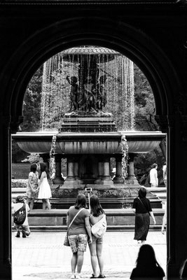 <h3>Romance</h3><p>Central Park, Bethesda Terrace and Fountain</p>