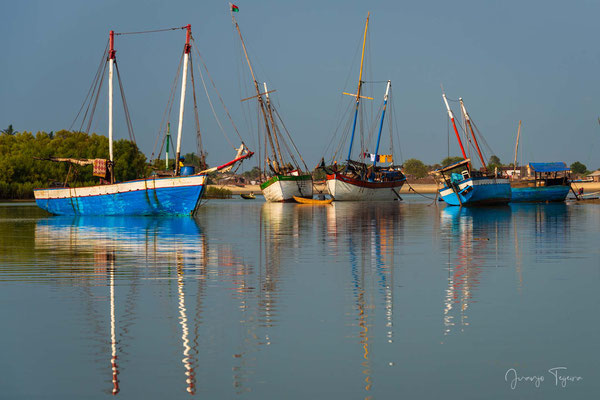 Barcos esperando la marea