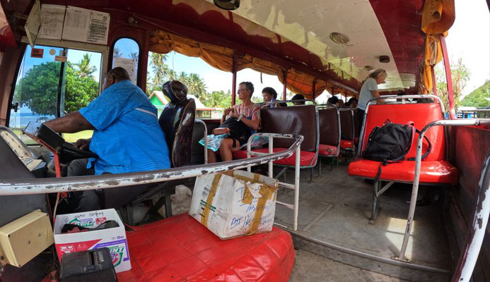 Busfahrt auf Taveuni